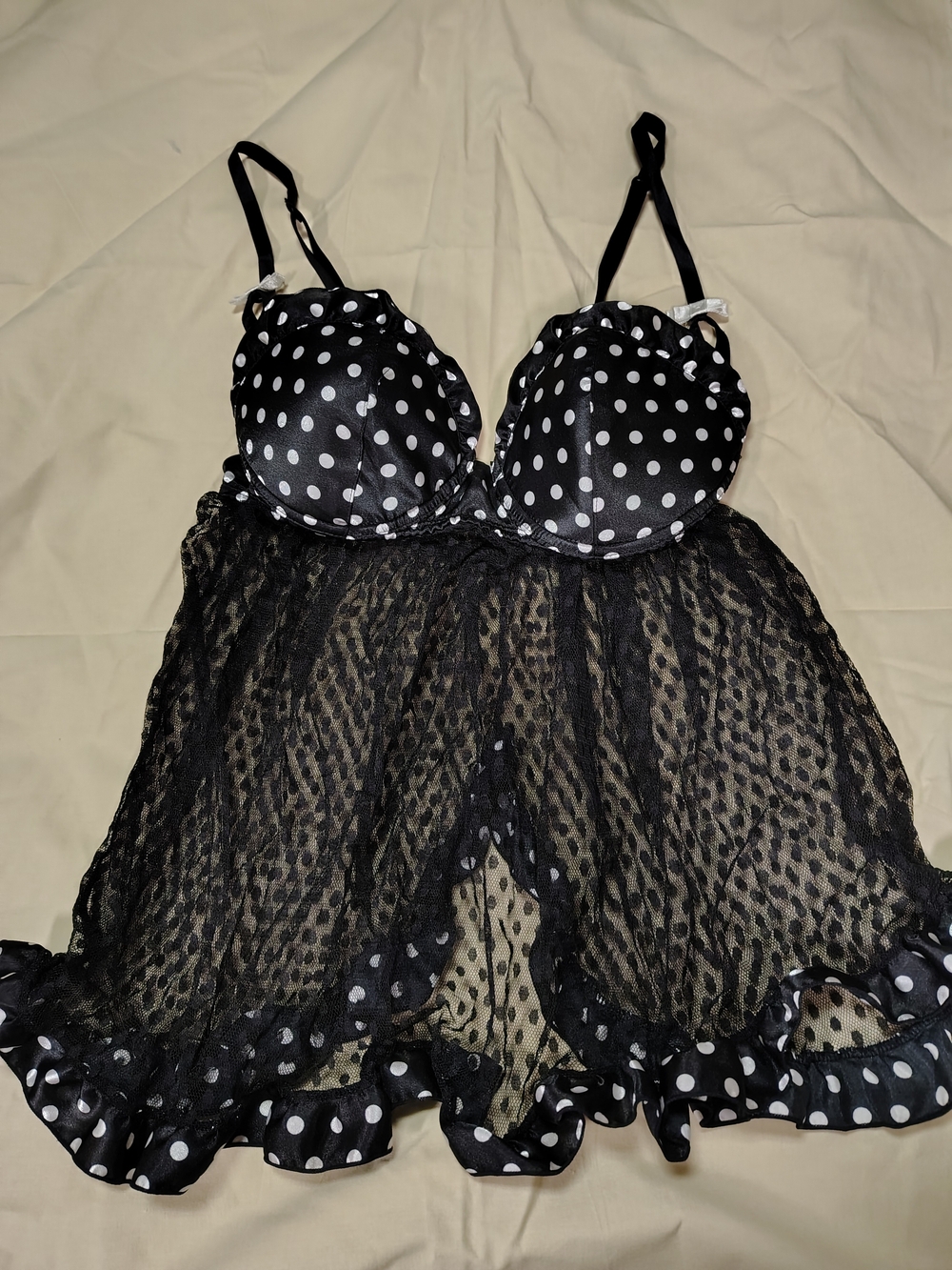 smart & sexy Black and White Polka Dot Babydoll Chemise